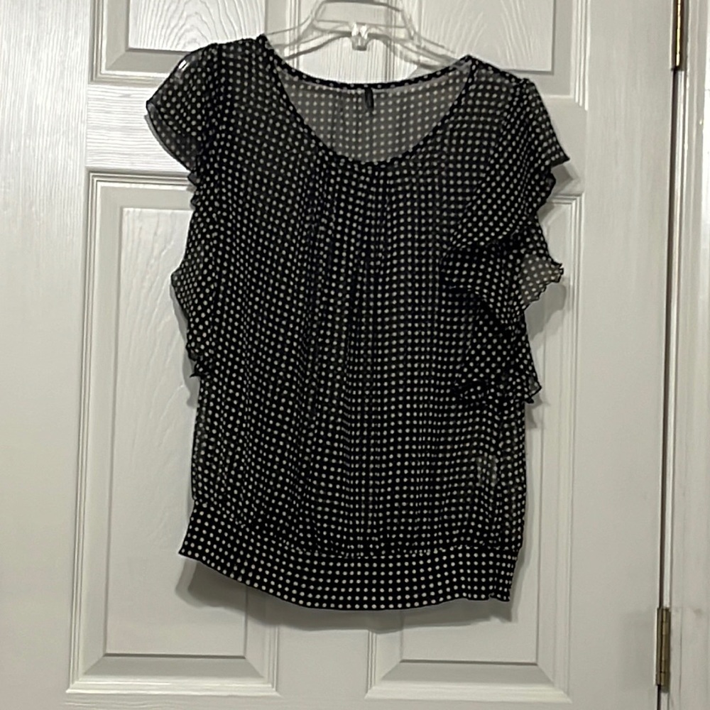 Black/tan polka dot ruffle shirt size M